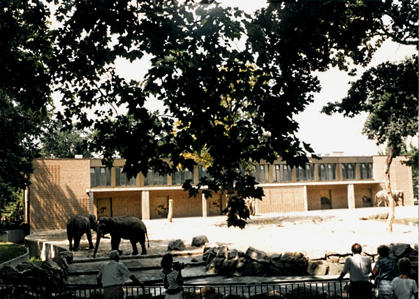 Südfassade des Elefantenhauses