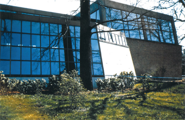 Erweiterte Publikumshalle