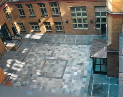 Neue Hofgestaltung mit neuer Pflasterung